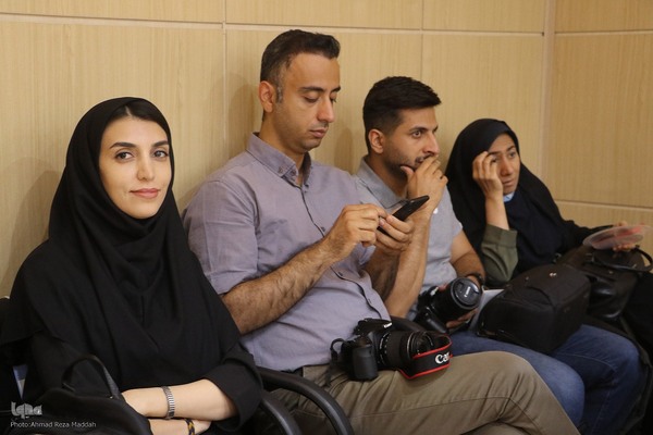 نشست صمیمی آیت الله دژکام با خبرنگاران و اصحاب رسانه