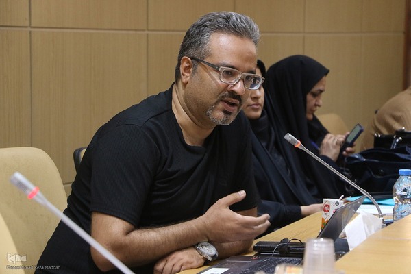 نشست صمیمی آیت الله دژکام با خبرنگاران و اصحاب رسانه