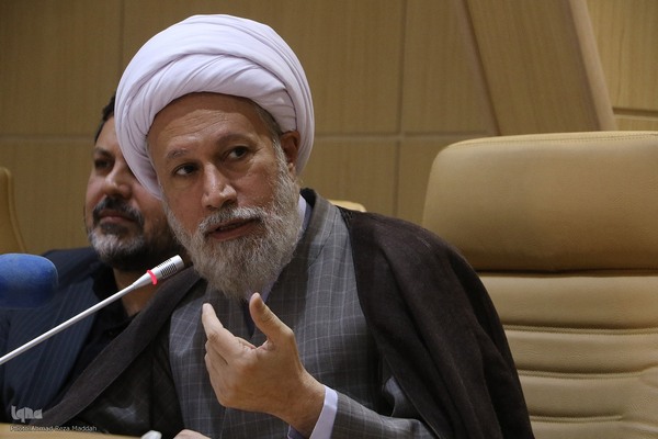 نشست صمیمی آیت الله دژکام با خبرنگاران و اصحاب رسانه