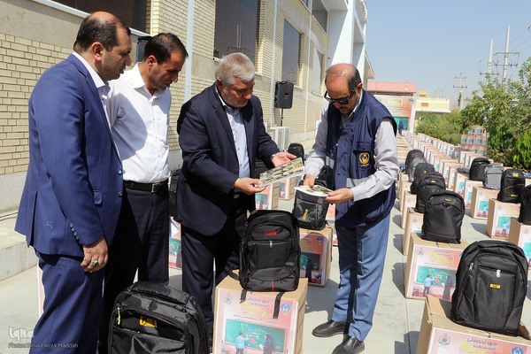 مِهر تحصیلی در جشن عاطفه ها در استان فارس