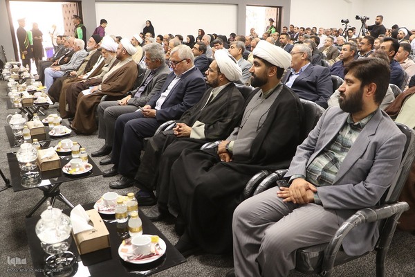 همایش یاوران وقف استان فارس/تجلیل از خبرگزاری ایکنا