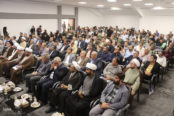 همایش یاوران وقف استان فارس/تجلیل از خبرگزاری ایکنا