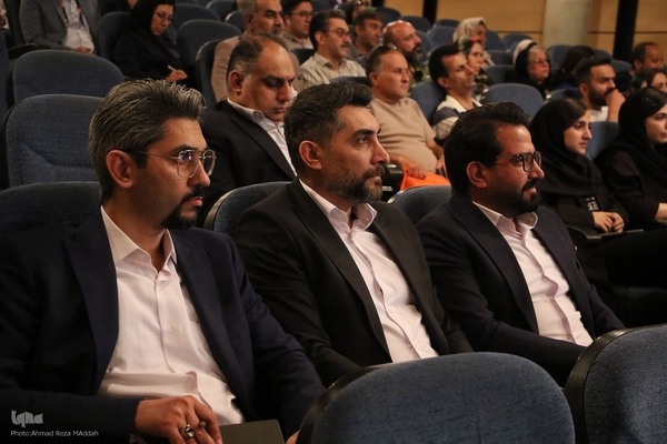 نشست تخصصی «تاب‌آوری در بحران؛ ویژه کسب و کارهای فرهنگی»