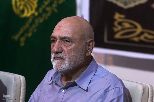 پدر گرامی شهیده معصومه کرباسی