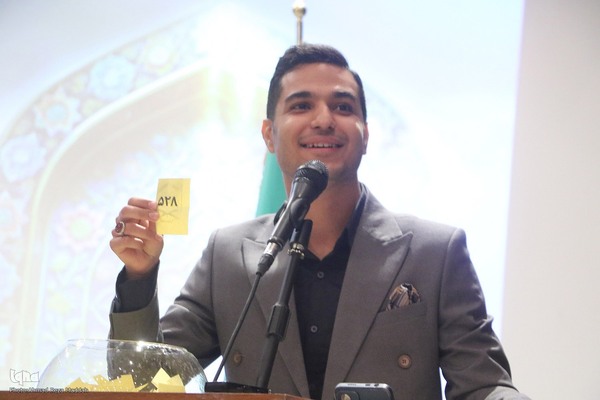 محفل دانشگاهی قرآنی طهورا در شیراز