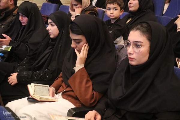محفل دانشگاهی قرآنی طهورا در شیراز