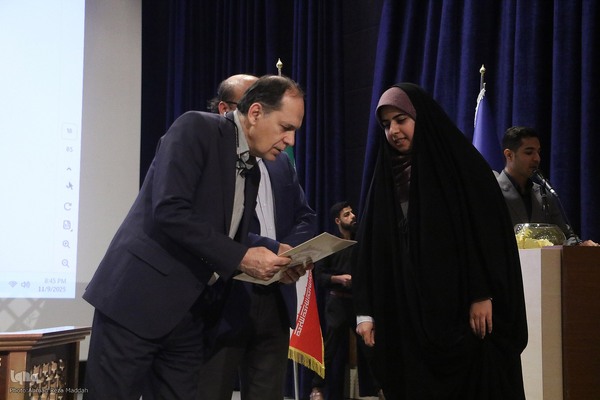 محفل دانشگاهی قرآنی طهورا در شیراز