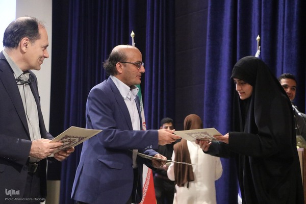 محفل دانشگاهی قرآنی طهورا در شیراز