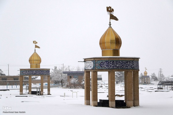 بارش برف در شهر تاریخی ایزدخواست فارس