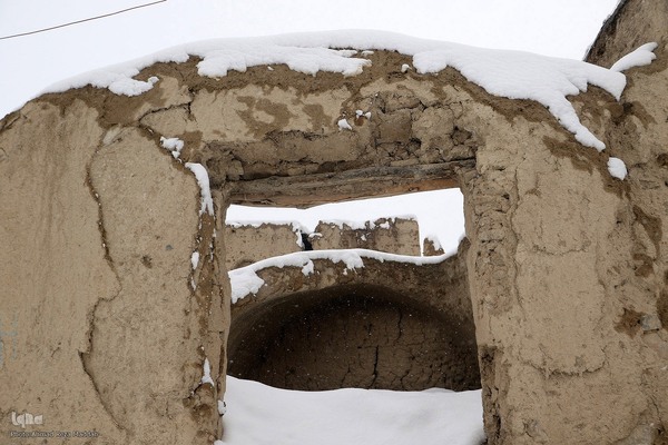 بارش برف در شهر تاریخی ایزدخواست فارس