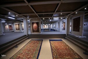 Melawat Muzium Permaidani Iran + gambar