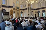 Tokyo Camisi'nde bayram namazı kılındı