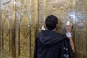 لبنانی زخمیوں کی حرم مطهر رضوی آمد