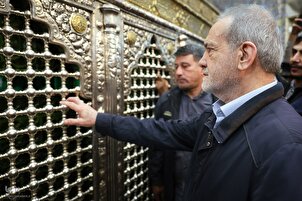 ایرانی صدر حرم حضرت معصومه میں