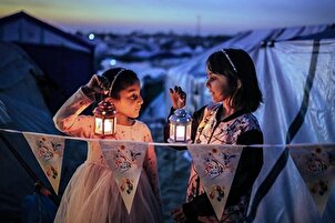 رفح: اسرائیلی بم باری کے سایے میں فلسطینی بچے آمد رمضان کی تیاری کررہے ہیں