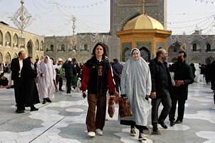 چینی سوشل ایکٹویسٹوں کی حرم امام رضا(ع) آمد