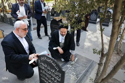 ادای احترام مسئولان حج و زیارت به شهدای منا و مکه